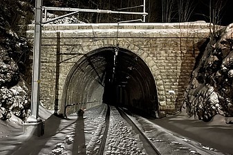 Einfahrt Tunnel für Saugeinheit