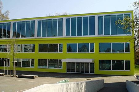 Schulhaus Luchswiesen, Zürich, Jahr 2004